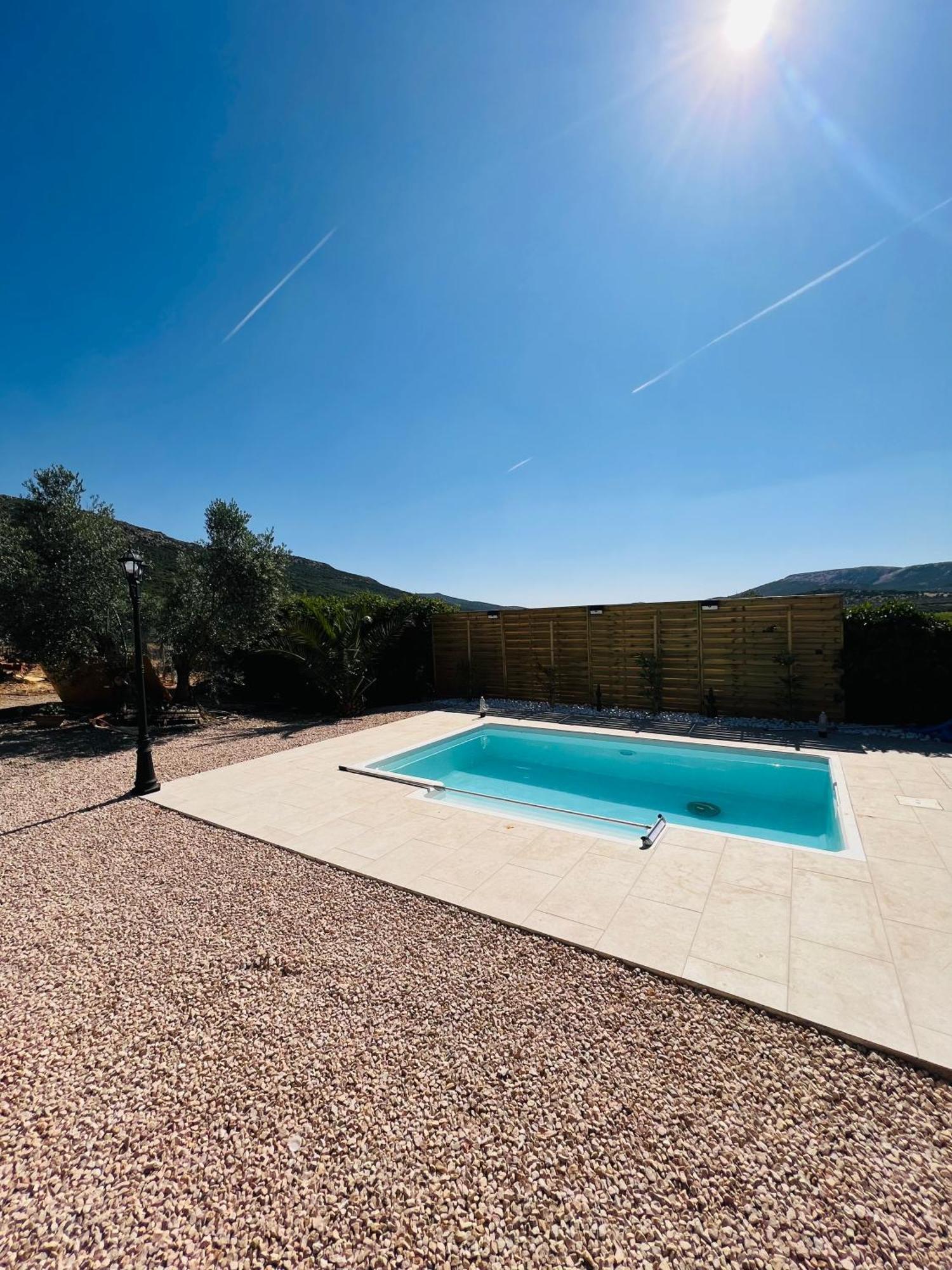 Village Diaz - Fernandez Villa